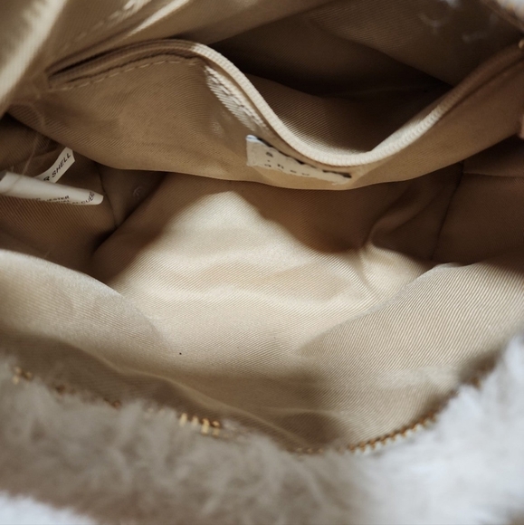 A new day Faux Fur Purse - Picture 2 of 6